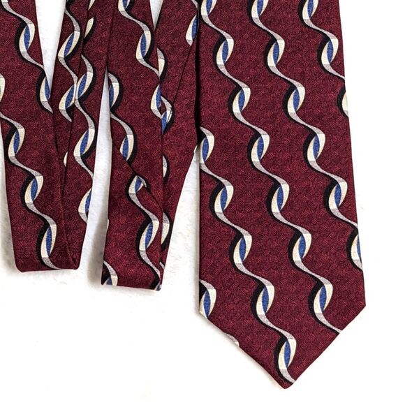 Vintage Men's 100% Silk Tie w/ Wavy Vertical Motif - Silk from Italy - Picture 7 of 12